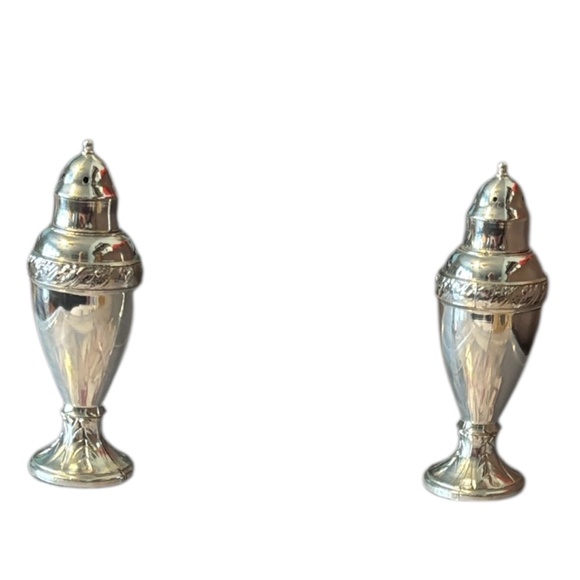 Puroline Other - Elegant Silver Salt and Pepper Shakers